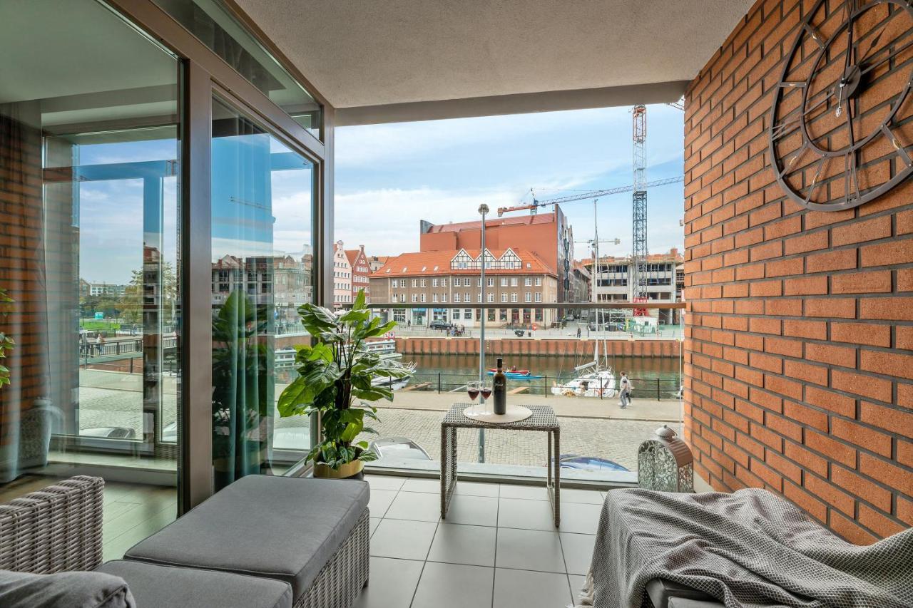 Waterlane Riverside - Spa, Pool, Gym & Parking By Downtown Apartments Гданьск Экстерьер фото