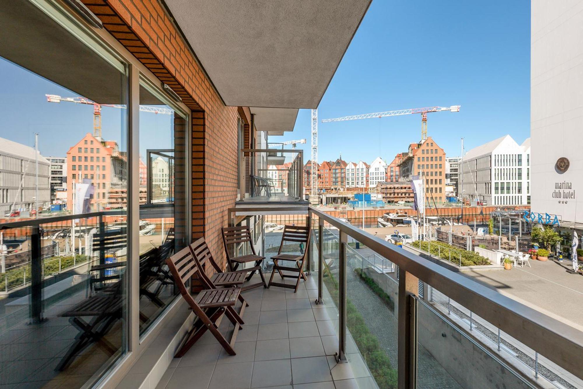 Waterlane Riverside - Spa, Pool, Gym & Parking By Downtown Apartments Гданьск Номер фото